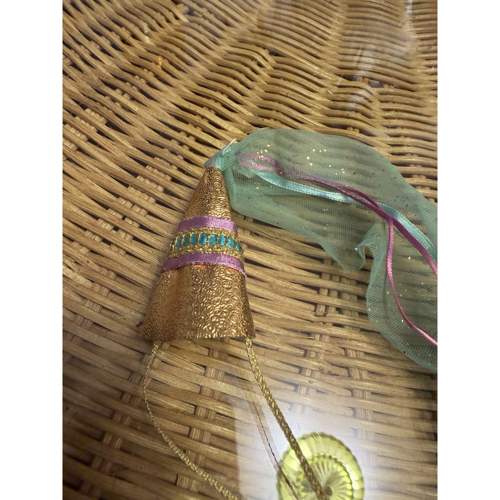 Vintage Barbie Rapunzel Hat Accessories Clothes In Good Condition